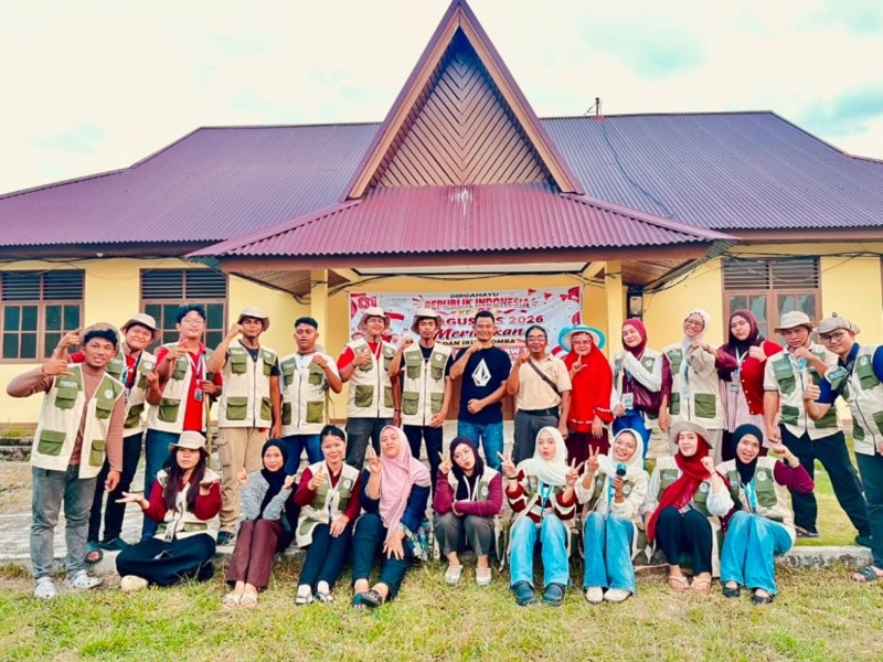 Perkuat Kebersamaan Warga, KKN UMRI Kelompok 7 dan Pemuda Lembah Sari RW 13 Meriahkan HUT ke-81 RI