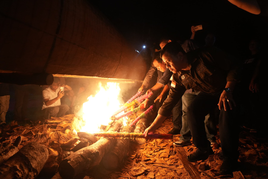 Bantu Jalur Pangeran Fortuna, Bupati Di Do'akan Warga Pulau Rumput Sukses Pimpin Kuansing