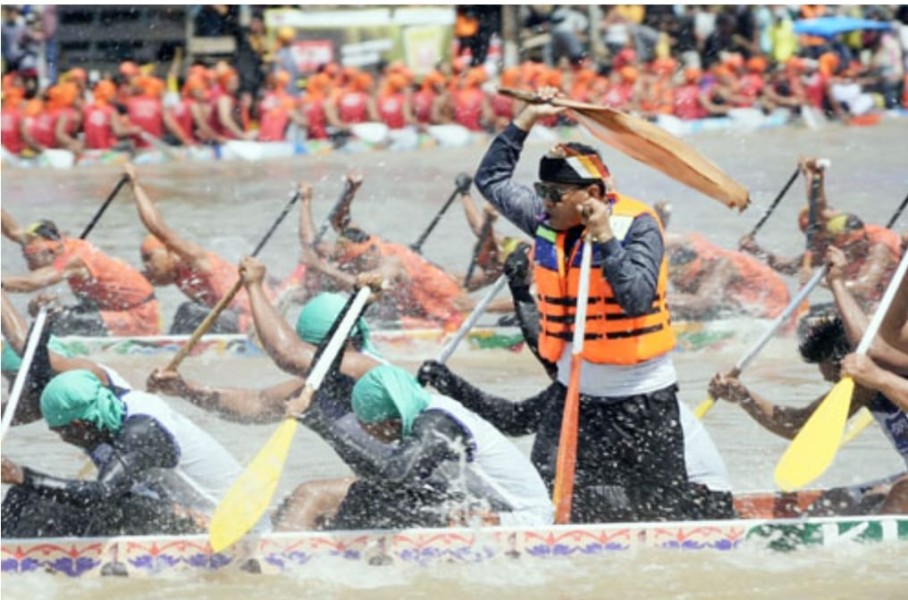 Datuak Panglimo Dalam;  Sosok Di Balik Mendunianya Pacu Jalur