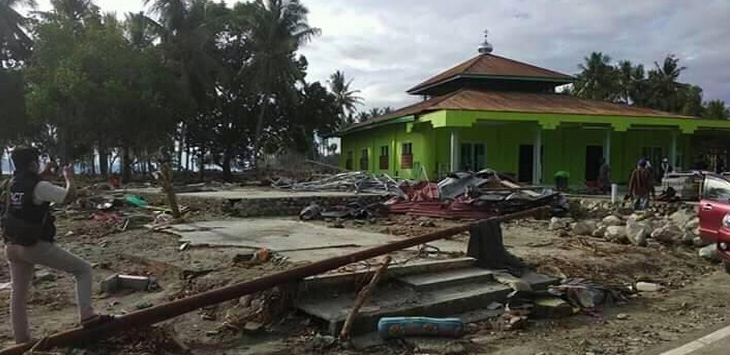Alluakbar! Masjid Jami Pantoloan Ini Nyaris Tak Tersentuh, Tsunami Hanya Melintas di Atas Kubahnya