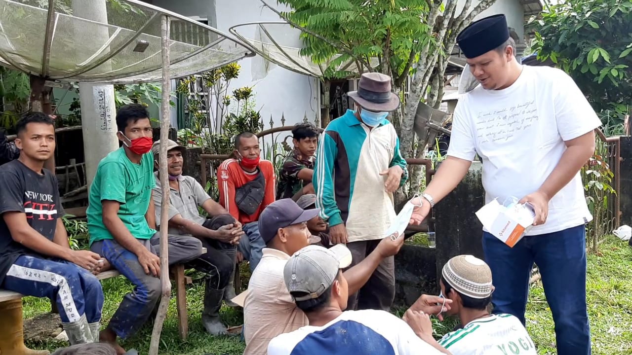 Ketua DPRD Kuansing Andi Putra Ikut Gotong Royong, Warga Gunung Toar Usul Surau Dijadikan Rumah Tahfiz.