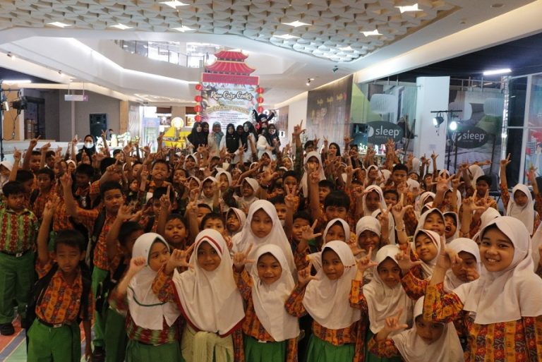 Dispusip Pekanbaru Ikut Meriahkan Festival Literasi Riau Care Center di Pekanbaru Xchange