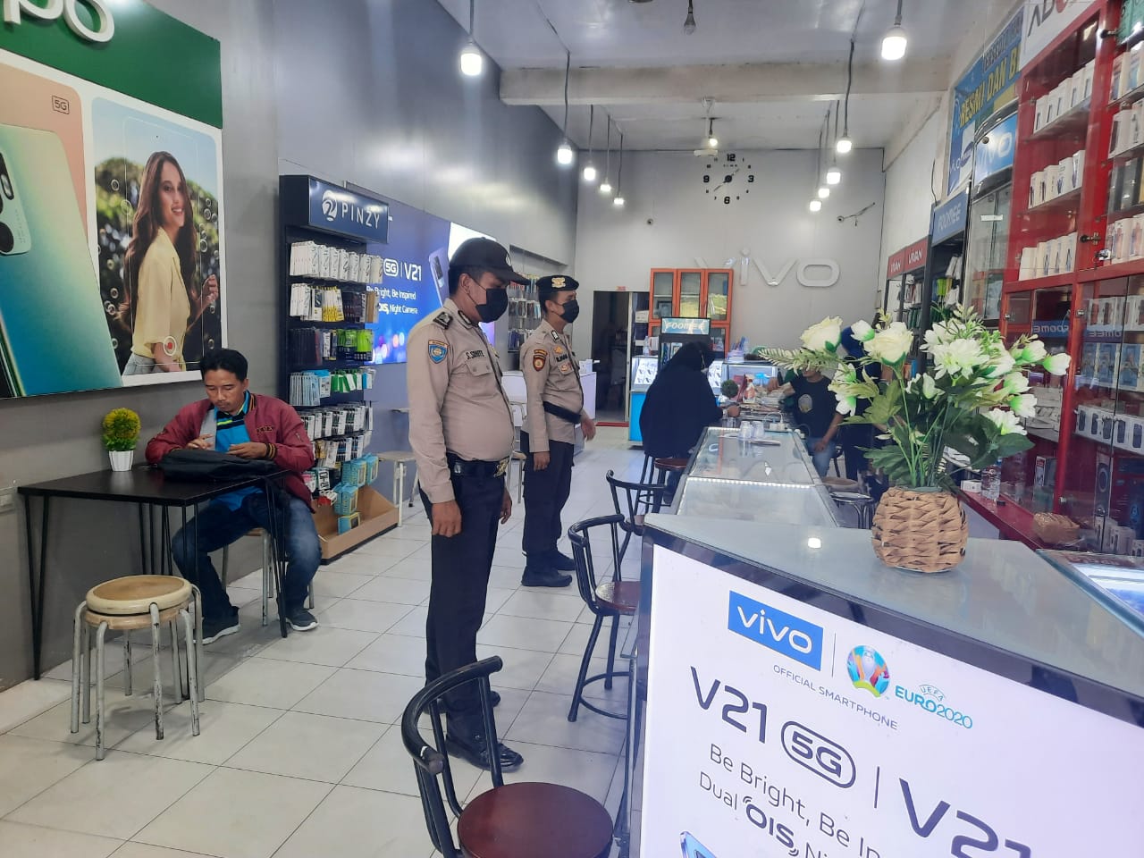 Susuri Toko dan Perbankan, Polsek Pangkalan Kuras Gelar KRYD