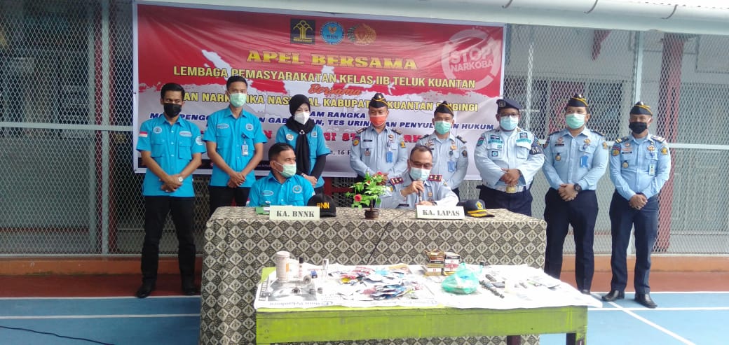 BNNK Kuansing Geledah Setiap Kamar Warga Binaan Lapas Kelas IIB Teluk Kuantan