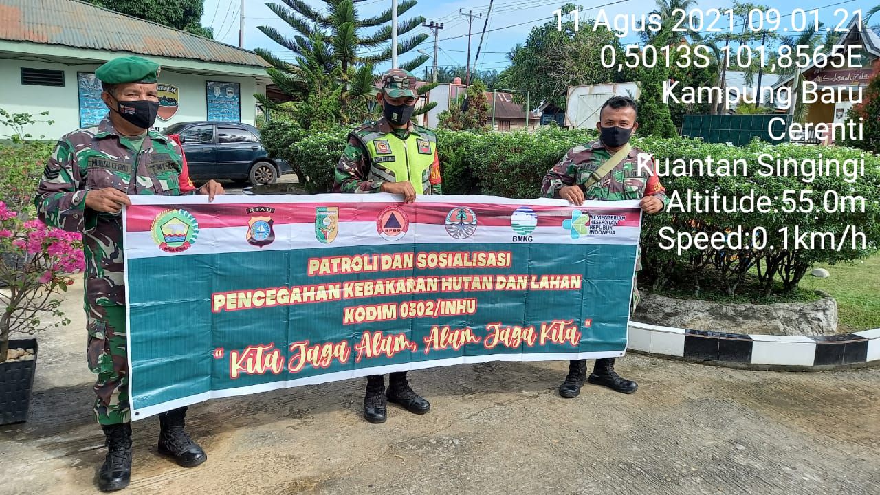 Babinsa Koramil 06/Cerenti Dim 0302/Inhu, Kopda Irwan Dan Serka M.Amin Gelar Patroli Dan Sosialisasi Pencegahan Karlahut