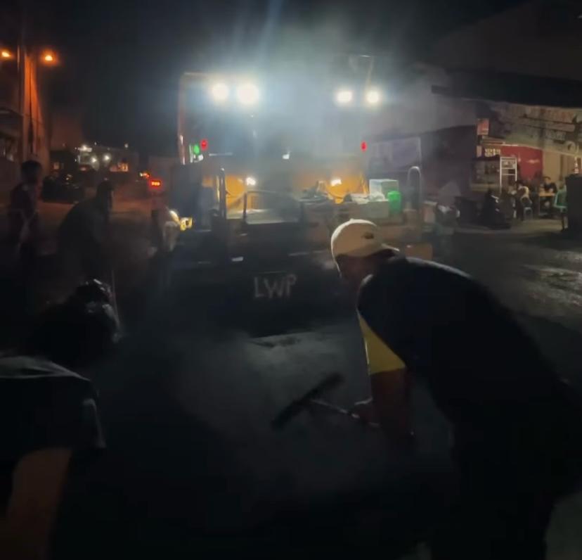 Dinas PUPR Pekanbaru Gesa Pengaspalan Ulang di Jalan Sakuntala untuk Meningkatkan Kualitas Jalan