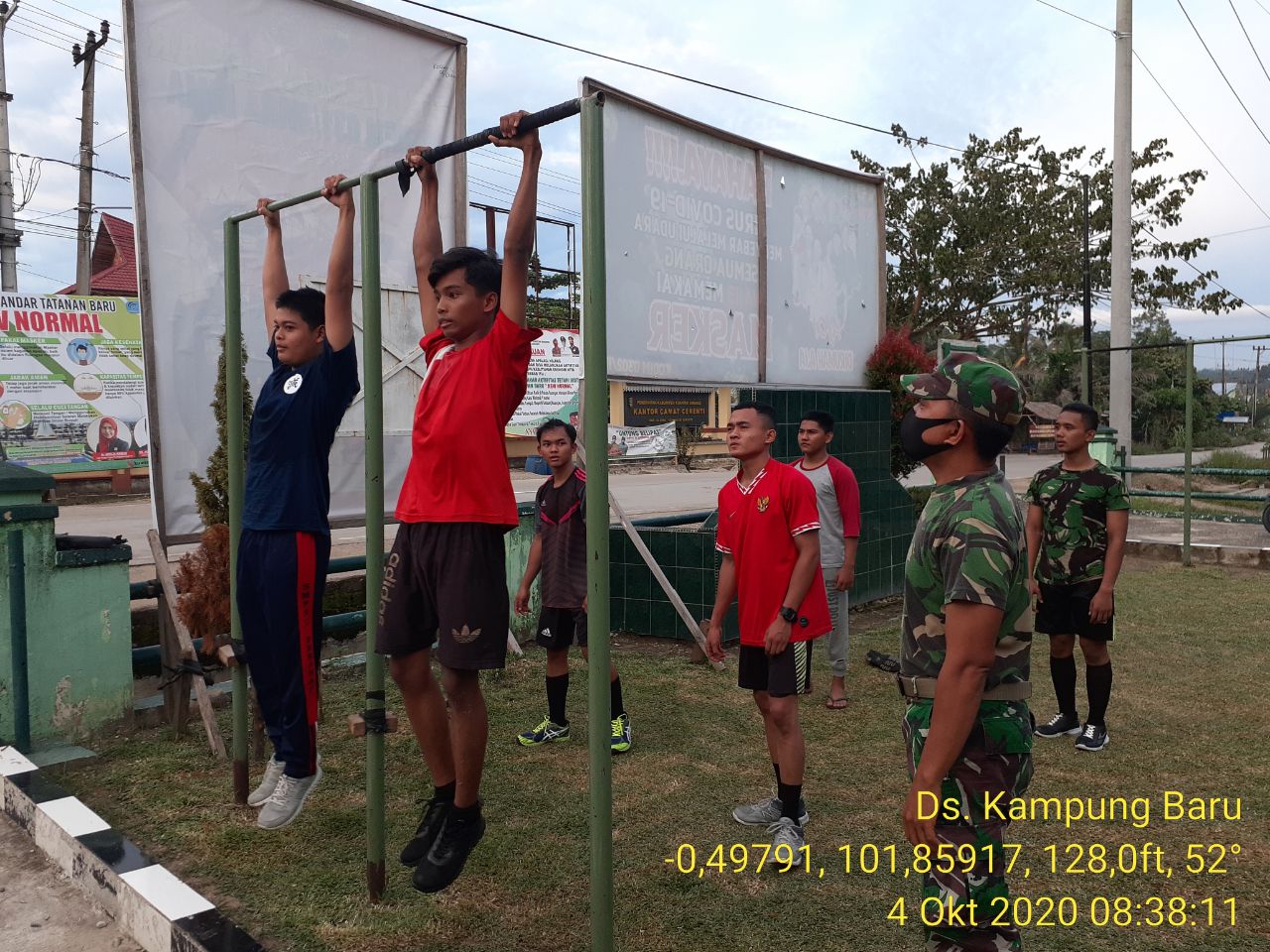 Babinsa Koramil 06/Cerenti Dim 0302/Inhu Bina Remaja Yang Ingin Menjadi Calon TNI-AD