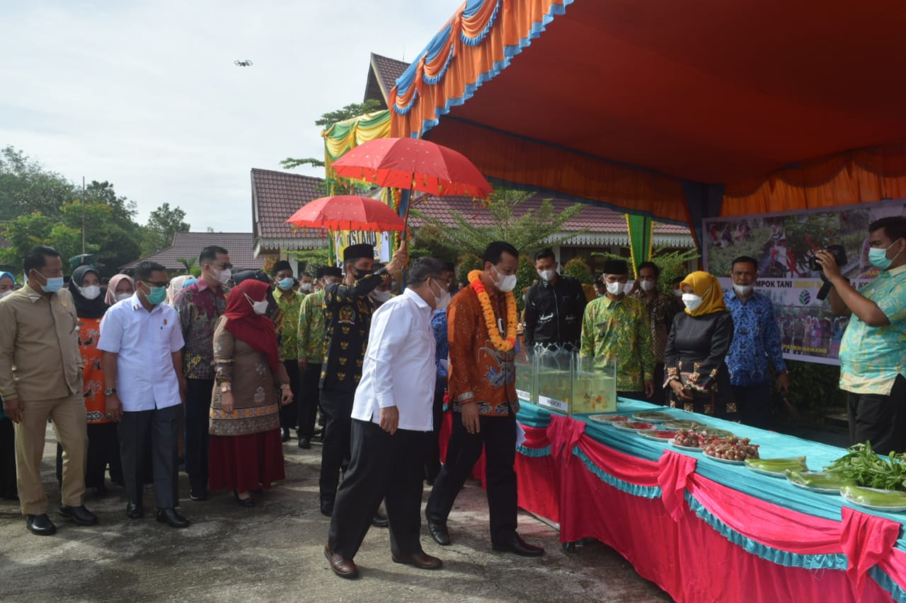 PLt Bupati Terkejut, Ada Desa Belum Pernah Di Aspal