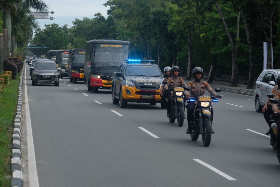 Power On Hand Kapolda Riau, Gelar Patroli Skala Besar dan Apel Pasukan