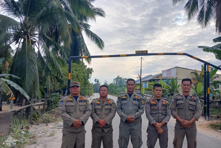 Kisah Pilu Petugas Amankan Portal;  Siang Kepanasan, Malam Ditemani Nyamuk