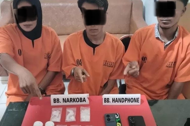 Satresnarkoba Polres Kampar Ungkap Modus Baru Peredaran Narkoba Lewat Jasa Pos