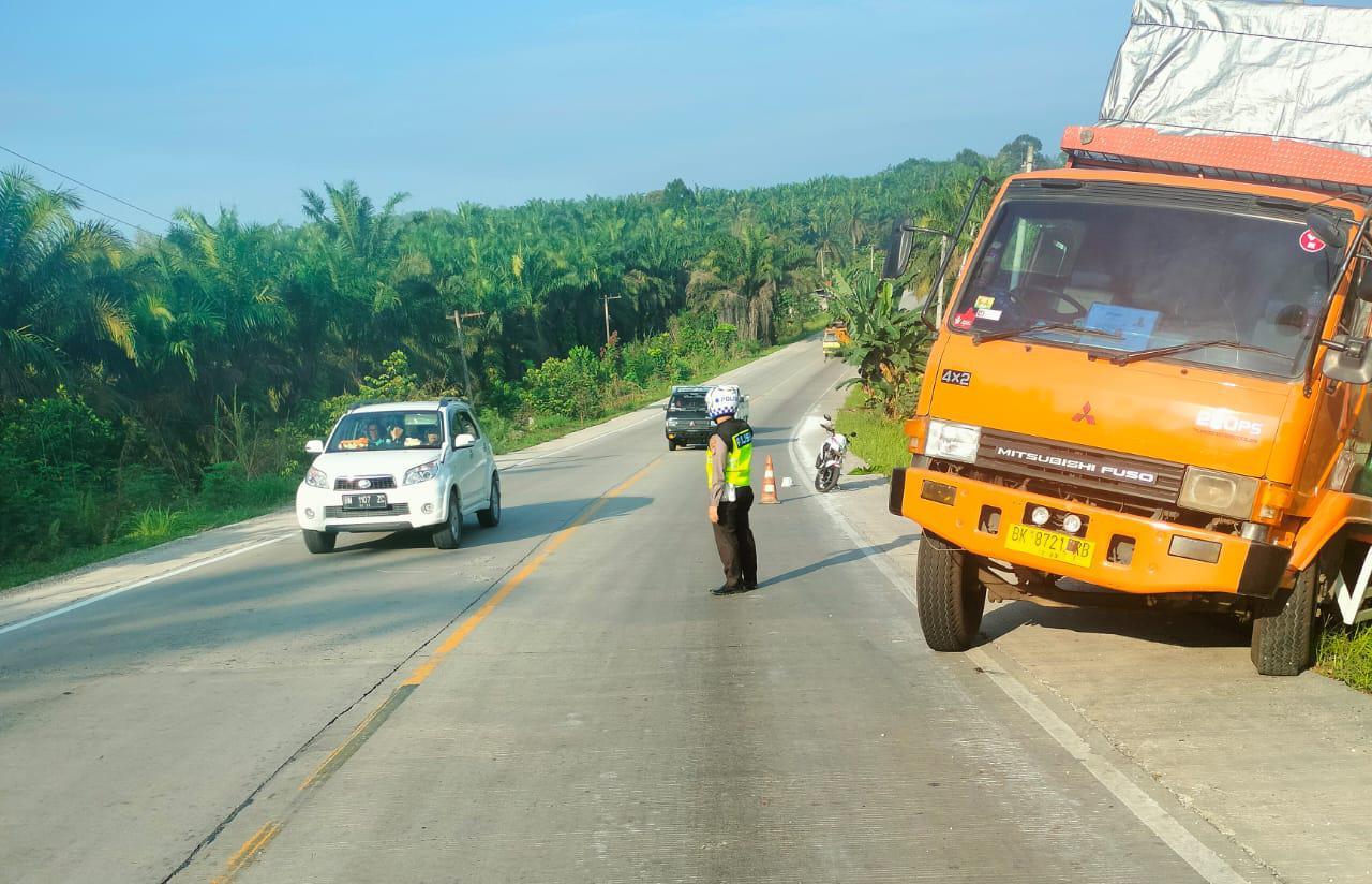 Atur Arus Lalu Lintas, Polsek Bandar Sei Kijang Gelar Patroli Preventif R4 dan R2