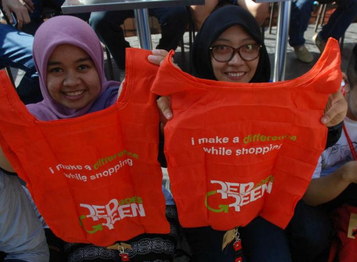 21 Februari, Program Plastik Berbayar Berlaku di 22 Kota, Termasuk Pekanbaru