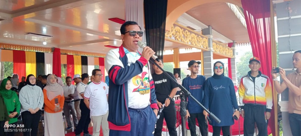 Buka Pacu Jalur HUT Kuansing;  Bupati Suhardiman Sebut, Guru dan Siswa Harus Paham Sejarah Kuansing