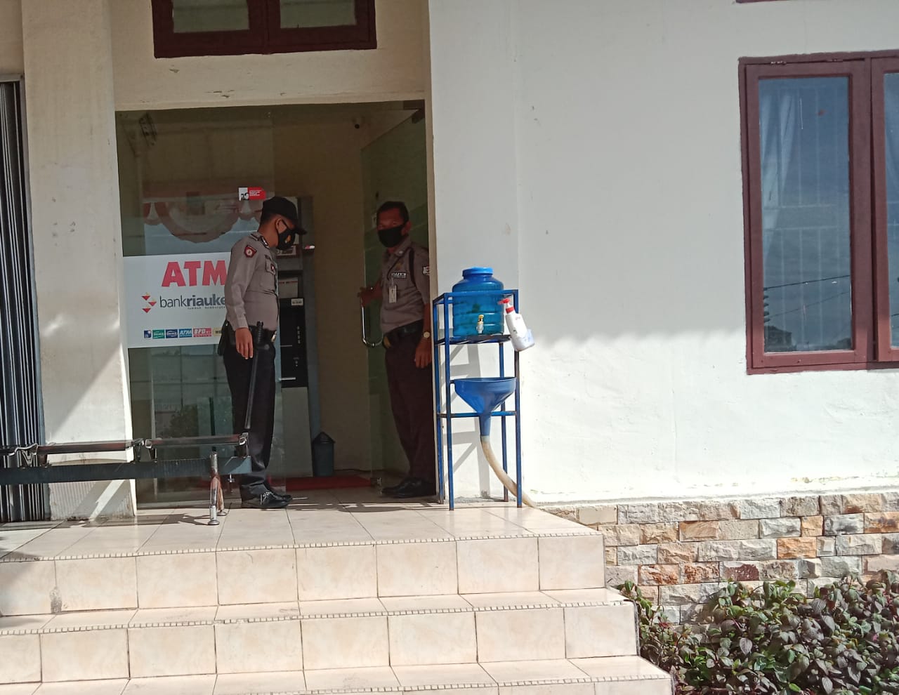 Lindungi Masyarakat dari Aksi Kejahatan, Polsek Kuala Kampar Intensif Lakukan Patroli di Objek Vital