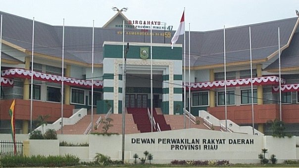 Pembangunan Gedung Baru DPRD Riau Dibatalkan
