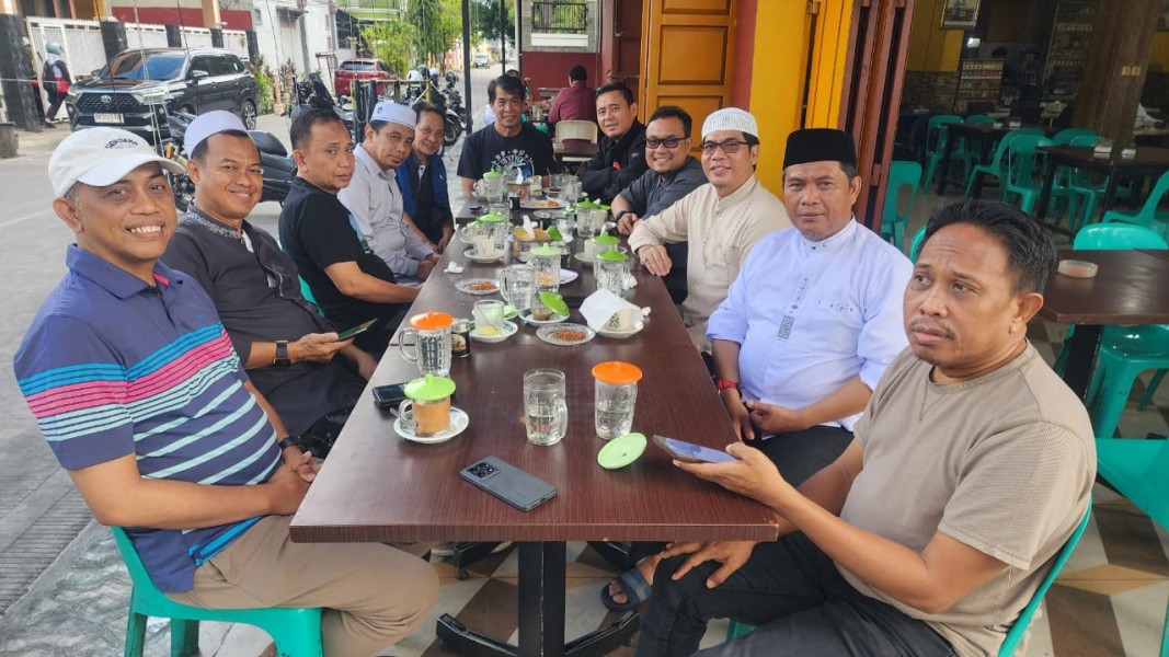 Pengurus Masjid Raya An-Nur Riau Silaturahmi ke Masjid Al Markaz Al Islami, Makassar