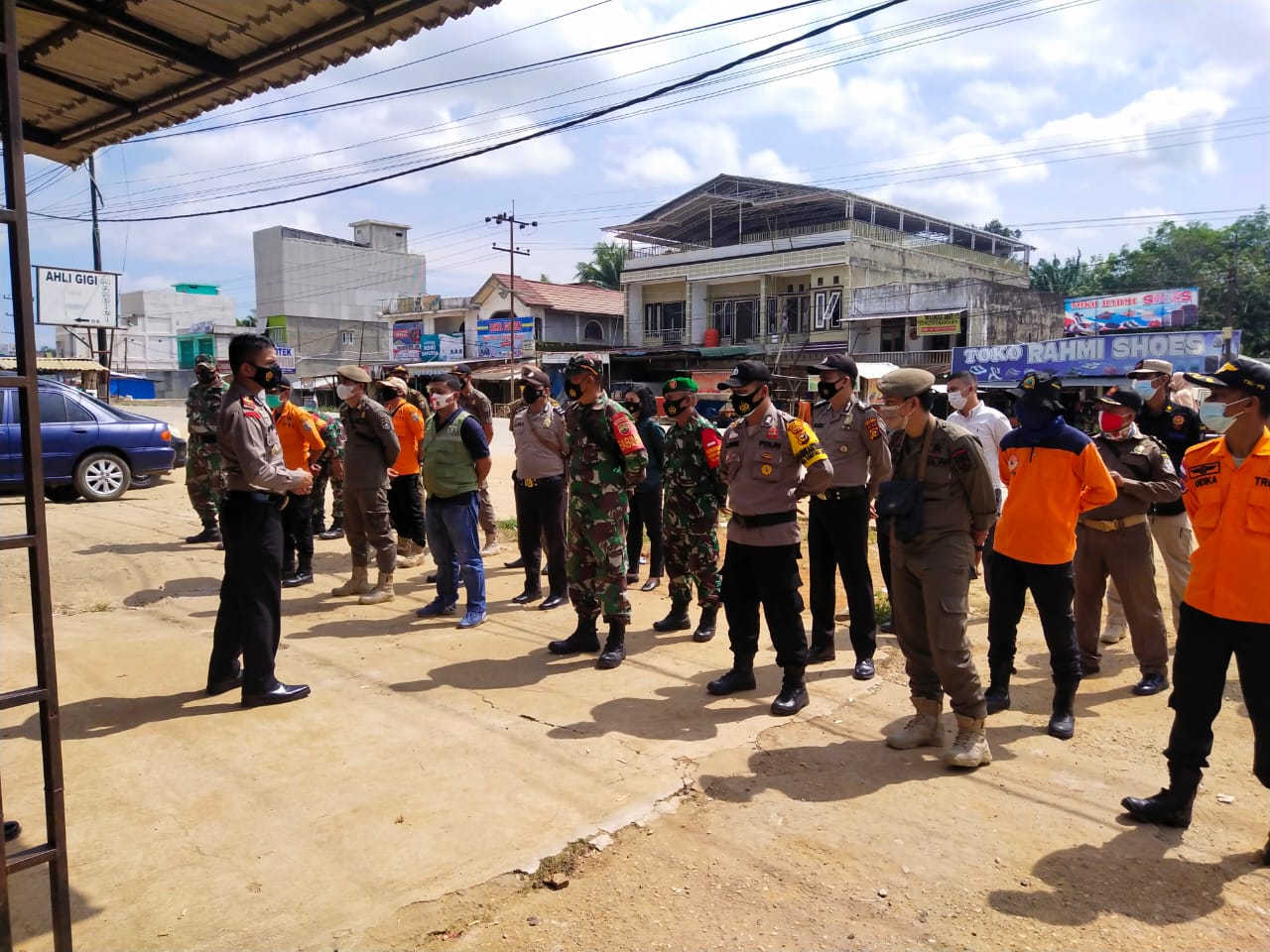 Polsek Ukui Dampingi Kegiatan Operasi Yustisi dan Vaksinasi Massal