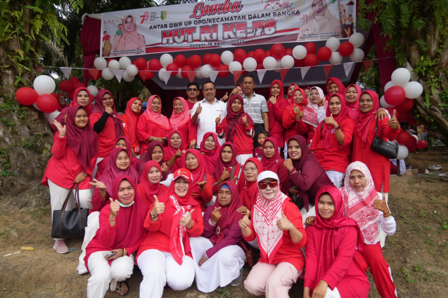 Jalin Silaturahmi Dan Semarakkan HUT RI ke 78  TP PKK dan DWP Kuansing Gelar Touring Serta  Lomba