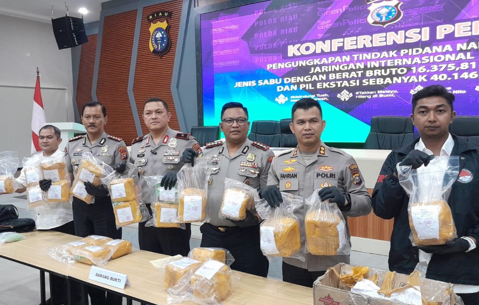 Sabu Malaysia Masuk Lewat ‘Jalur Tikus’, Polda Riau Tangkap Dua Kurir