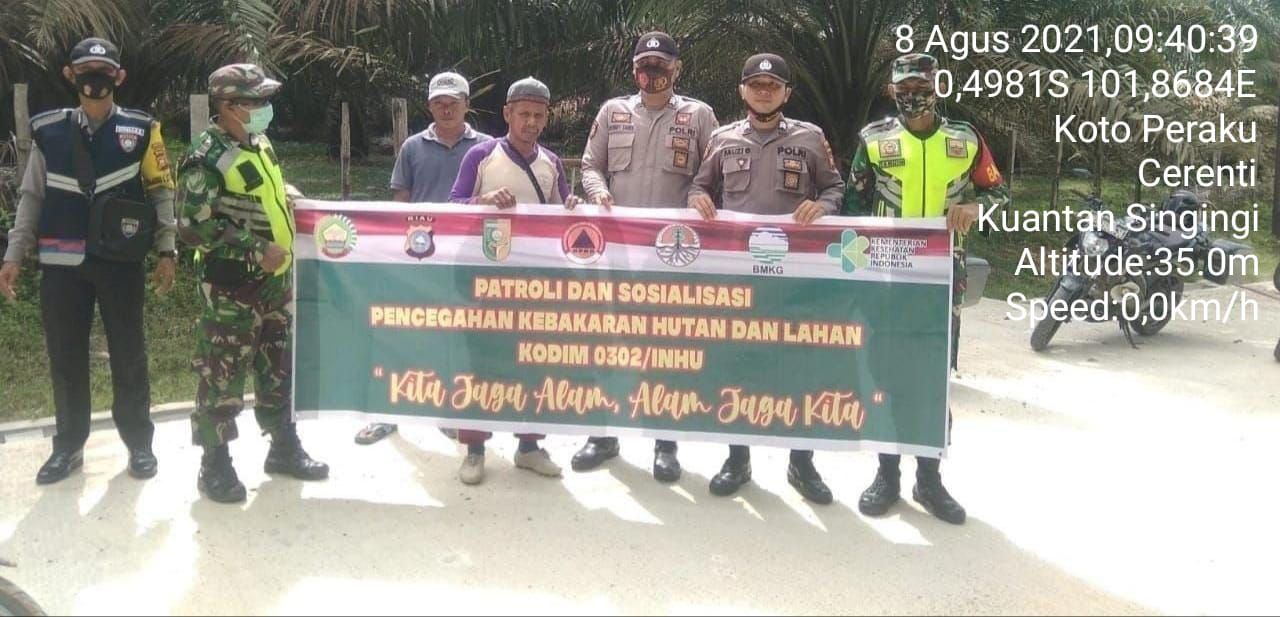 Babinsa Koramil 06/Cerenti Dim 0302/Inhu, Serka M. Amin Bersama Bhabinkamtibmas Polsek Cerenti Patroli Dan Sosialisasi Karlahut