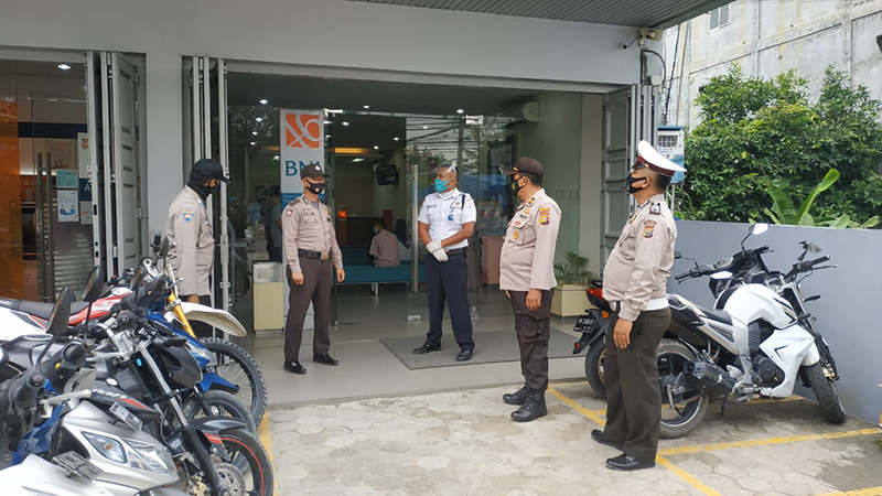 Patroli C3, Polsek Pangkalan Kerinci Imbau Warga Waspada Terhadap Aksi Kriminal