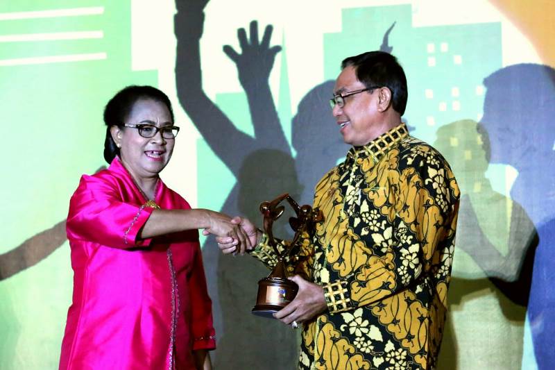 Inhil Raih Penghargaan Kota Layak Anak 2018 Kategori Pratama