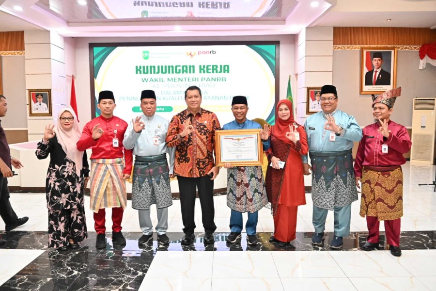 Pemkab Bengkalis Borong Tiga Penghargaan Pelayanan Publik