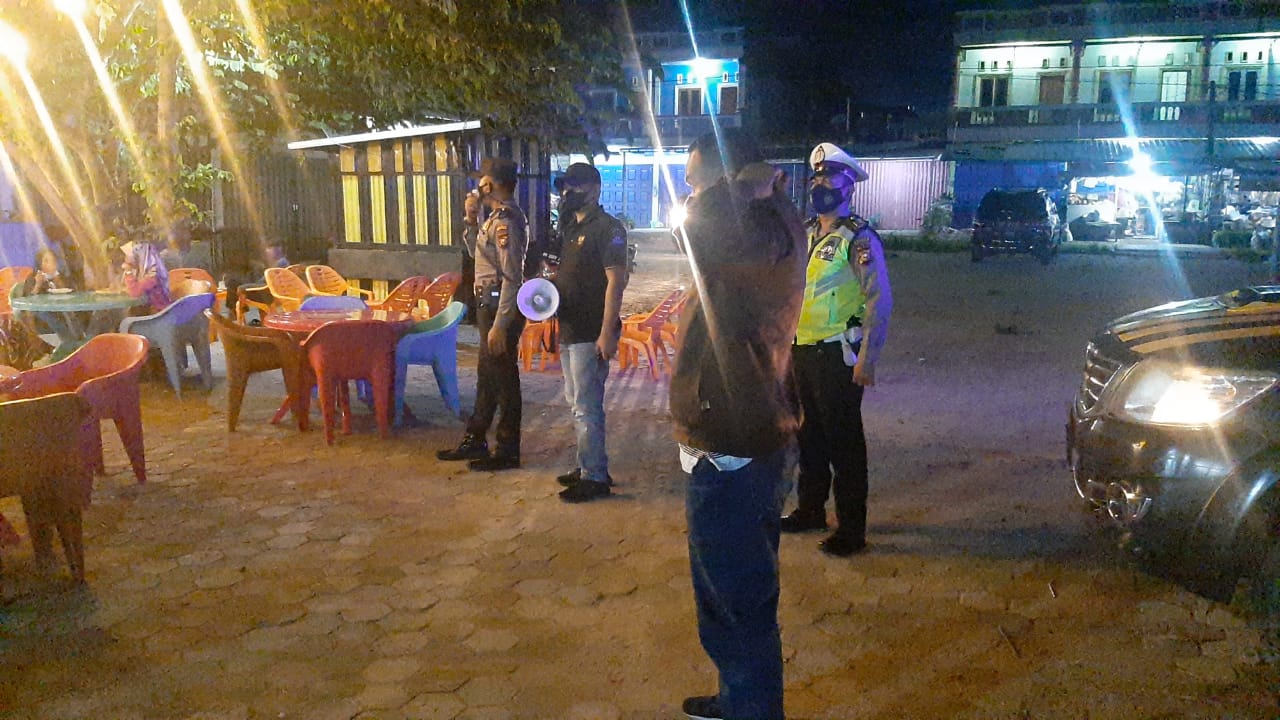 Operasi Yustisi di Wilayah Hukum, Polsek Pangkalan Kuras Sosialisasi Prokes Kepada Masyarakat