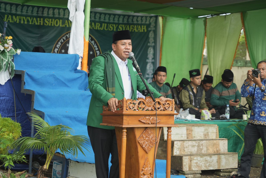 Hadiri HAUL Desa Sungai Keranji, Bupati Sampaikan Program Strategis Pemerintah