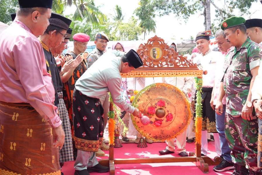 Pacu Jalur Pangean Bergema  Suhardiman Himbau Tingkatkan Persaudaraan