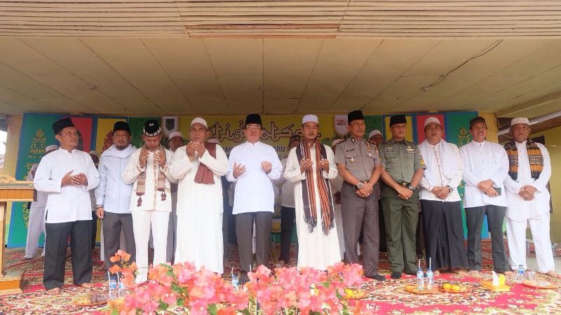 Wardan Hadiri Tabligh Akbar Kecamatan Tempuling dan Salurkan Bantuan ke Kaum Lansia dan Duafa