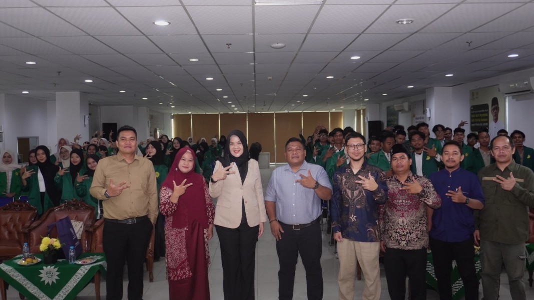 Mahasiswa Humas UMRI Gelar Seminar Internasional Bahas Strategi Komunikasi Krisis di Era Digital