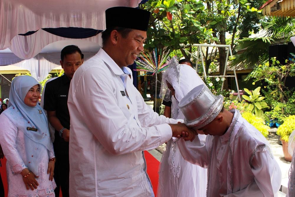 Walikota Hadiri Khatam Al Quran SMP Negeri 20 Pekanbaru