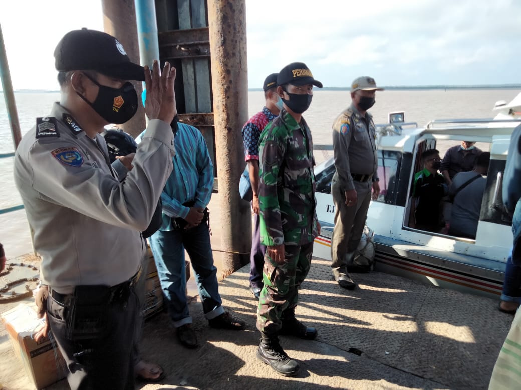 Hindari Kenaikan Kasus Covid-19 di Wilkum, Polsek Kuala Kampar Siaga di Pos Pantau