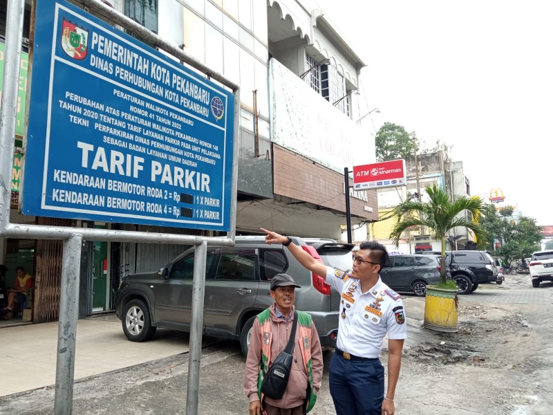 Dishub Pekanbaru Gelar Patroli Pastikan Tarif Baru Parkir Diterapkan