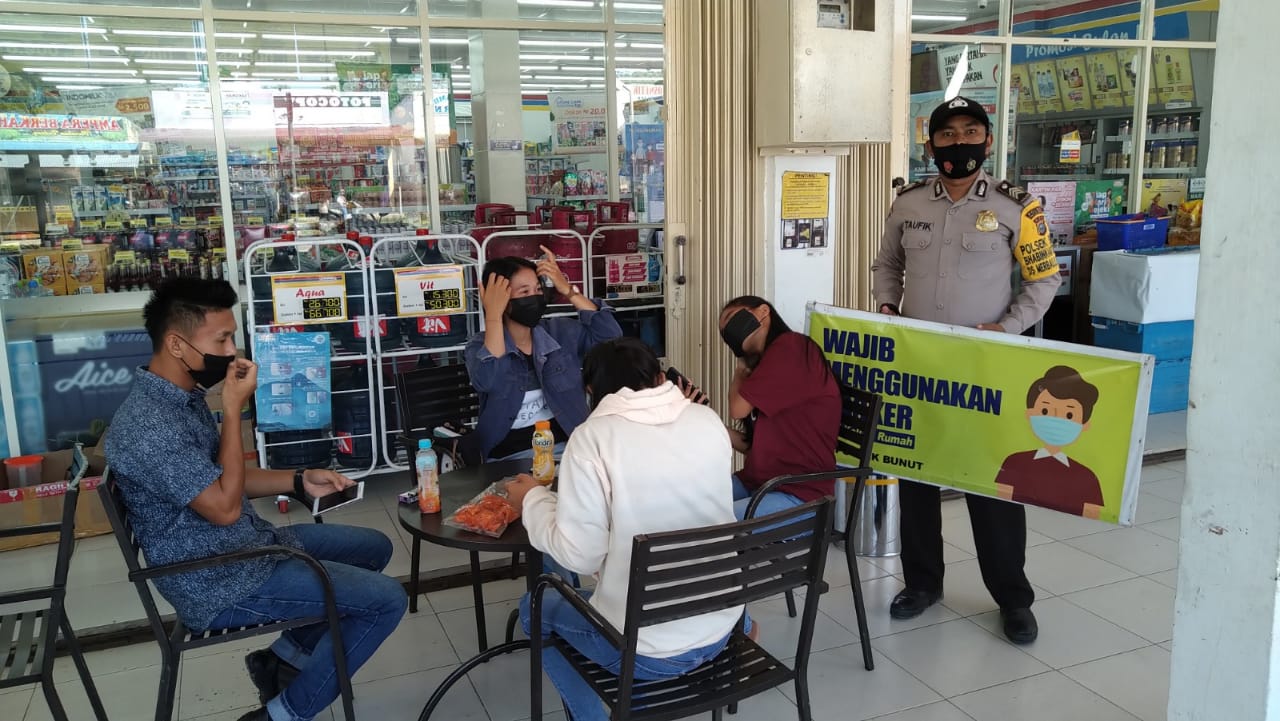 Cegah Kasus Covid-19 dan Aksi Kriminalitas, Polsek Bunut Gelar Patroli dan Imbauan Prokes