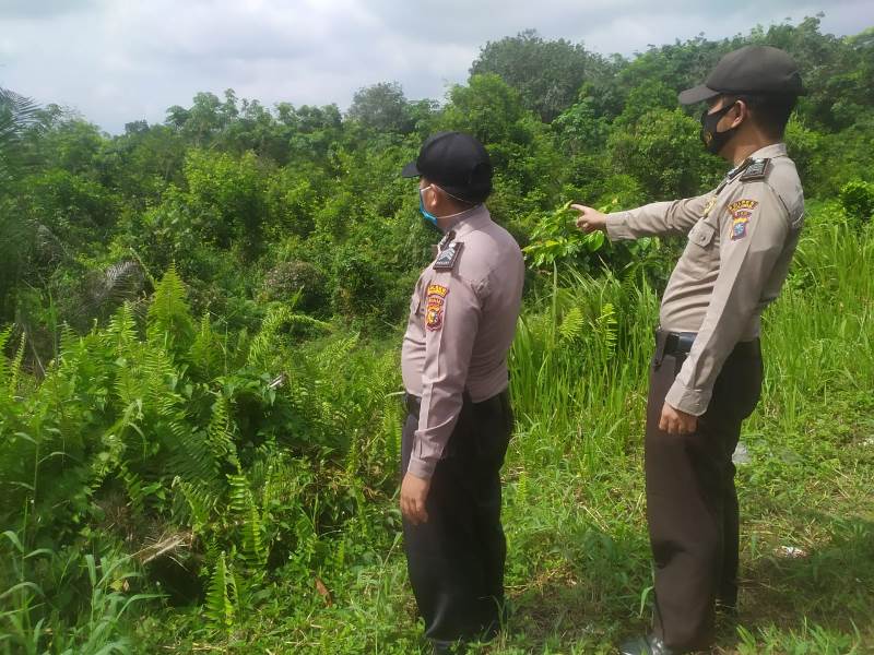 Cegah Karhutla, Polsek Pangkalan Kerinci Patroli Daerah Rawan Kebakaran
