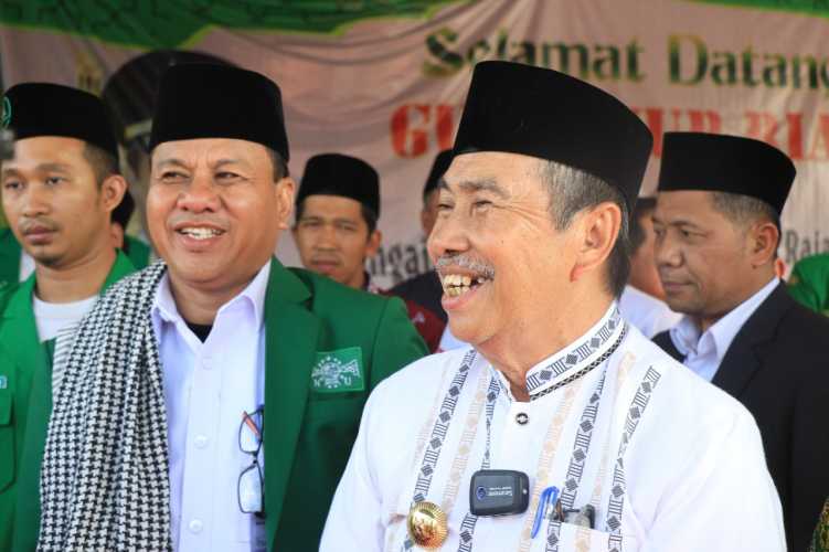 Dihadapan Ribuan Warga Sukamaju  Gubernur Syamsuar, Promosikan Program UHC Capaian Suhardiman