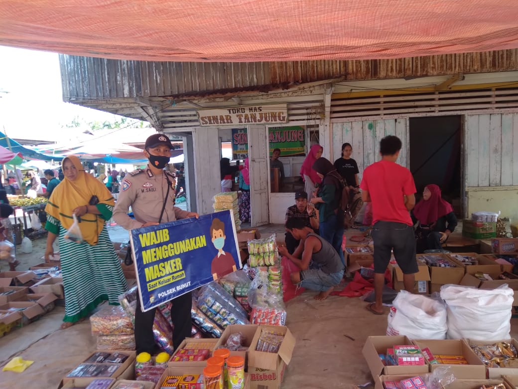 Cegah Kriminalitas, Polisi Lakukan Patroli di Pasar Pangkalan Bunut