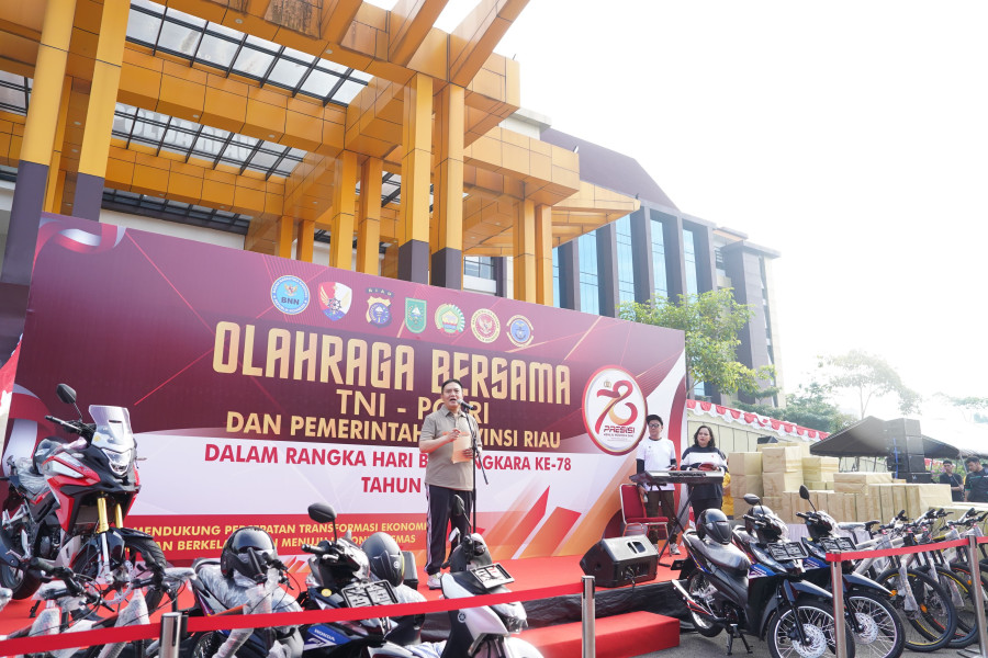 Gelar Olahraga Bersama TNI-Polri dan Pemprov Riau, Polda Riau Bagikan Ratusan Doorprize