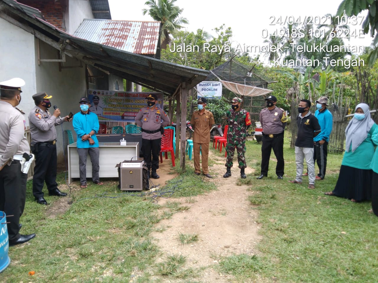 Kapolres Kuansing Melakukan Pengecekan Posko PPKM Berskala Mikro Di Desa Koto Benai Kabupaten Kuantan Singingi