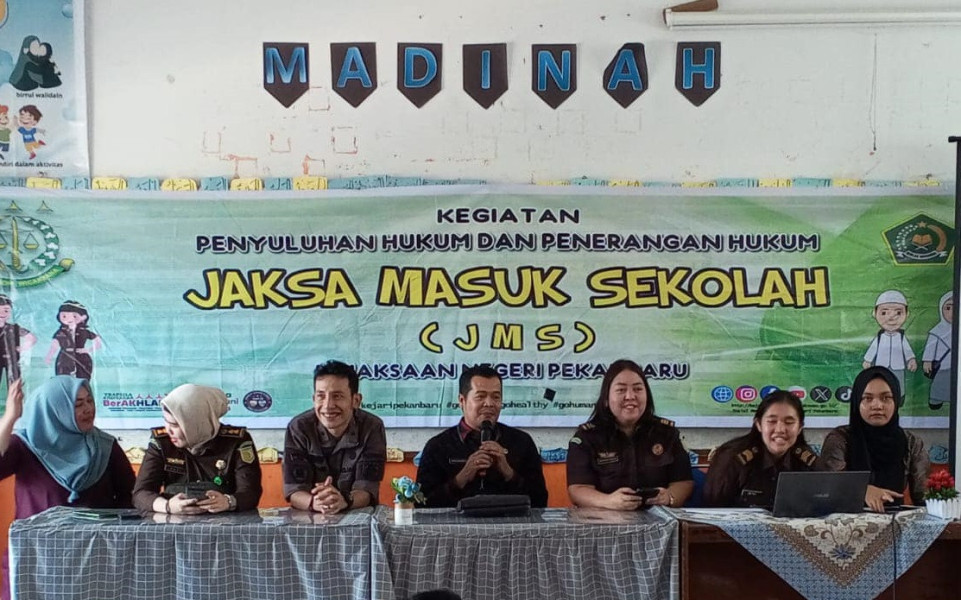 Disdik Pekanbaru Dukung Program Penyuluhan Hukum Jaksa Masuk Sekolah (JMS)