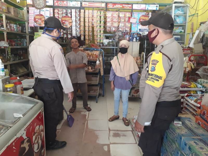 Polsek Langgam Laksanakan Patorli Pencegahan Tindak Kriminal dan Antisipasi Covid-19